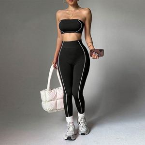 Ensemble de yoga 2 pièces sans couture en tissu recyclé personnalisé pour femmes, tailles plus, pour le sport, l'entraînement, la gym et le fitness - Product Image 2