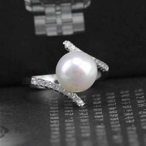 Anello Minimalista Effetto Perla per Donne, Elegante Anello di Tendenza, Accessorio Regalo per Uso Quotidiano - Product Image 1