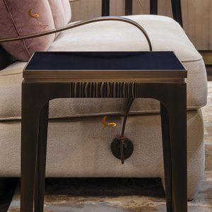 Mesa Auxiliar Metis de Muebles de Lujo, Diseño Funcional y Elegante con Marco de Metal, Aluminio, para Café - Product Image 3