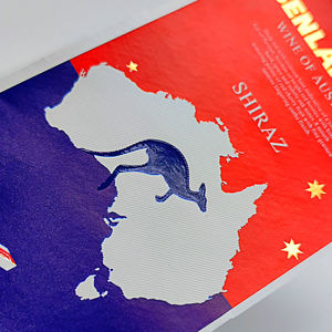 Etiqueta autoadhesiva privada personalizada, etiqueta roja de <span class=keywords><strong>alcohol</strong></span> con impresión personalizada, etiqueta adhesiva para botellas de vino - Product Image 3