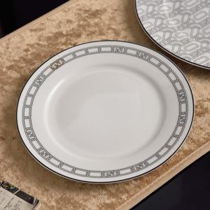 Juego de Vajilla de Porcelana Esmaltada de Alta Calidad con Juego de Tazas, Diseño de Mariposa de Lujo, Juego de Regalo de 6 Piezas en Existencia - Product Image 3