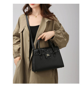 Fashion New Designer Crossbody <b>Bags</b> High Quality PU Leather Shoulder Messenger <b>Bag</b> Casual Totes Luxury Women Handbags and Purses - Product Image 4