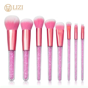 Ultima nuova vendita calda set di pennelli <span class=keywords><strong>per</strong></span> <span class=keywords><strong>il</strong></span> trucco glitterato basso MOQ logo personalizzato strumento cosmetico <span class=keywords><strong>make</strong></span> <span class=keywords><strong>up</strong></span> spazzola <span class=keywords><strong>accessori</strong></span> di bellezza - Product Image 1