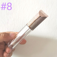 Tubes de gloss cosmétique vides en plastique de 4,5 ml avec applicateurs, personnalisables avec logo et marque privée