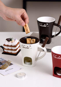 Nouveau design de chauffe-chocolat en céramique personnalisé tasse à <span class=keywords><strong>fondue</strong></span> au fromage avec fourchette - Product Image 3