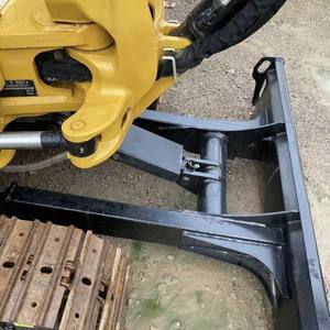 Excavateur d'occasion Cat303C Japon Marque Original Efficace 3ton bon prix bas heures excavateur sur chenilles et rentable - Product Image 5