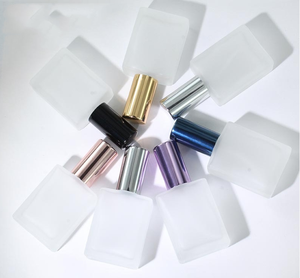 Botella de Perfume de Vidrio Transparente o Esmerilado de Lujo de 3ml, 5ml, 10ml, 15ml, 20ml, 30ml, Recargable con Atomizador - Product Image 5