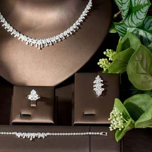 ชุดเครื่องประดับ4ชิ้นแบบบาแกตต์หรูหราสำหรับผู้หญิงต่างหูสร้อยคอเพทาย4ชิ้นสำหรับเครื่องประดับงานแต่งงานของเจ้าสาว S-188ราคาโรงงาน - Product Image 3