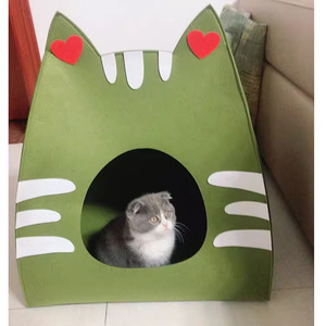 Lit pour chat pliable semi-fermé avec motif visage de chat de dessin animé, pour chats, utilisable en toutes saisons, vert avec design cœurs et moustaches - Product Image 1