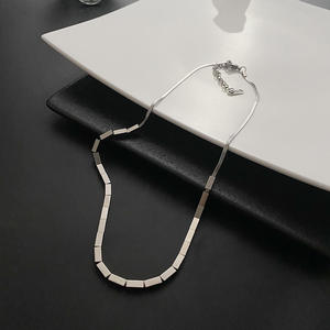 Nuevo Collar con Colgante en Forma de <span class=keywords><strong>Paz</strong></span>, Chapado en Plata de Titanio, con Cadena de Serpiente, Joyería de Zirconia Moderna para Mujer, Ideal para Aniversarios - Product Image 4