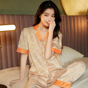 Pyjama cardigan de luxe à la vente chaude pour femmes, manches courtes, vêtements de maison, doux et lisse, <span class=keywords><strong>grande</strong></span> <span class=keywords><strong>taille</strong></span> pour l'été - Product Image 1