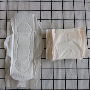 Serviette hygiénique jetable à ailettes 100% coton biologique, 8 couches, super absorbante, avec protection anti-fuites, SAP japonais, certifiée CE, faible MOQ, marque privée - Product Image 6