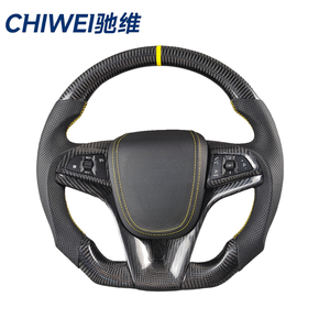 Volant en cuir de fibre de carbone de haute qualité Style sport à fond plat pour <span class=keywords><strong>Chevrolet</strong></span> Camaro <span class=keywords><strong>Malibu</strong></span> Corvette C7 C5 C6 - Product Image 2