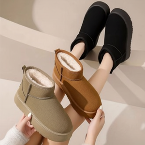 Bottes en daim d'hiver pour femmes avec des bottes de neige confortables en fourrure - Product Image 1