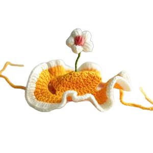 หมวกสัตว์เลี้ยงถักโครเชต์ลายดอกไม้โลลิต้าพร้อมปีกหยักสำหรับแมวและสุนัข - Product Image 6