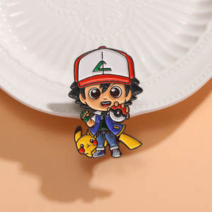 Badges en alliage de zinc personnalisés en gros, design <span class=keywords><strong>Pikachu</strong></span> pour hommes et femmes, fabricant chinois, épingles émaillées personnalisées - Product Image 2