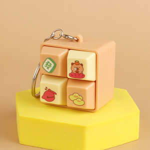 Porte-clés personnalisés en plastique à 4 touches, porte-clés anti-stress à effets sonores, plusieurs options de couleurs, jouets anti-stress - Product Image 2