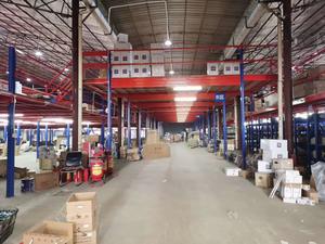 Estante de piso de entresuelo antioxidante duradero de alta resistencia, plataforma de Loft fácil y sistema de estantería de palés para almacenamiento de loft y ático de almacén - Product Image 4