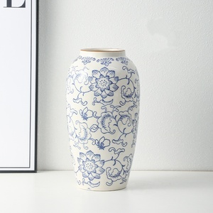 Vaso in Porcellana Bianca e Blu Fatto a Mano in Stile Art Deco Orientale, Decorazione in Ceramica <span class=keywords><strong>di</strong></span> Lusso per Soggiorno e Ingresso, Composizione Floreale - Product Image 6