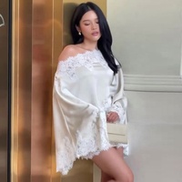 Collection Été 2026 : Ensemble Robe Moulante Blanche Sans Col, Épaules Dénudées et Dentelle Patchwork pour le Commerce International (Europe et États-Unis)