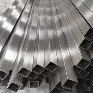 6061 6063 <span class=keywords><strong>Aluminium</strong></span> Vierkante Buis Geanodiseerde Holle Rechthoekige <span class=keywords><strong>Aluminium</strong></span> Buigservice Verkrijgbaar In Verschillende Maten - Product Image 1