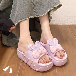 Sandali Estivi da Donna con Suola Spessa, Aperti, Stampati, con Rialzo, Decorazione a Fiocco a Orecchie di Coniglio e Scritta LOVE Laterale Colorata - Product Image 4
