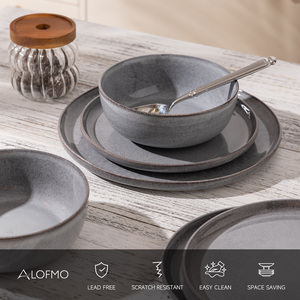 <span class=keywords><strong>Service</strong></span> de table en grès Halo Edge de <span class=keywords><strong>12</strong></span> pièces, assiettes à dîner, bols, passe au micro-ondes et au lave-<span class=keywords><strong>vaisselle</strong></span>, design minimaliste <span class=keywords><strong>pour</strong></span> 4 <span class=keywords><strong>personnes</strong></span>, gris - Product Image 3