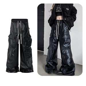 <span class=keywords><strong>Pantalones</strong></span> de Trabajo Unisex de Estilo Urbano Americano, con Revestimiento Metálico Oscuro, de Pierna Ancha, de PU, con Múltiples Bolsillos y Dobladillo Largo - Product Image 5