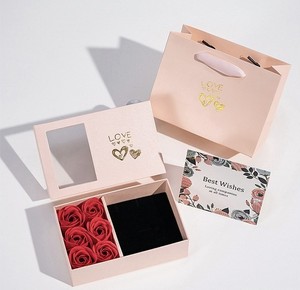 Caja de Regalo con <span class=keywords><strong>Flores</strong></span> Secas para el Día de San Valentín - Empaque Exquisito - Adecuada para Guardar Joyas y como Regalo - Product Image 1