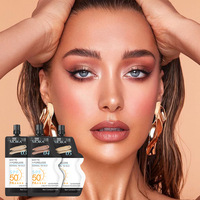 Fond de teint liquide hydratant à formule végane en marque propre, SPF50, couvrance totale