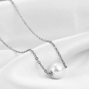 Collier avec pendentif en perle, perle imitation 10 mm, chaîne en acier inoxydable plaqué or 18 carats, simple, à porter au quotidien, bijoux pour femmes - Product Image 4