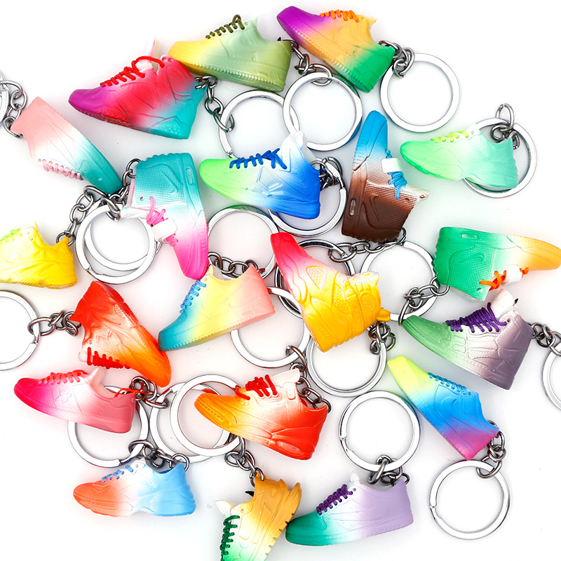 Plus de 40 porte-clés uniques, styles dégradés assortis.