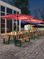 Ensemble de mobilier de jardin en fer : Banc de parc, table et chaises avec dossiers, design minimaliste et moderne