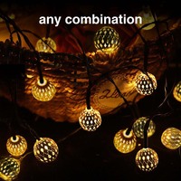 Plateado Marroquí en Forma de Bola Plástico LED Solar Recargable Regulable Lámpara de Jardín Exterior Iluminación Decorativa para Navidad IP44