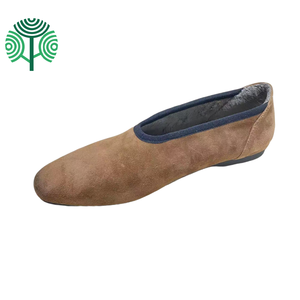 Chaussures plates ballerines 100 % daim en cuir de vachette pour femme, doublure fourrée, mocassins souples tendance, logo personnalisé, grandes tailles, direct usine - Product Image 2