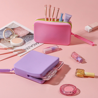 Nouveaux sacs à main élégants pour femmes, pochette de soirée, porte-monnaie carré en silicone imperméable et trousse de maquillage rectangulaire
