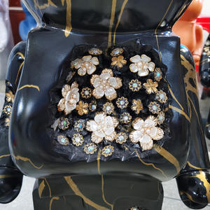 <span class=keywords><strong>Fluide</strong></span> ours gravier incrustation grand ornement bloc ours Sculpture dessin animé sol décor Bearbrick salon chambre hôtel décor - Product Image 6