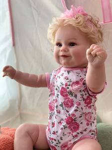 Nenuco Anuk Sandy 48 Mini jouet en plastique souple unisexe, conçu par Kaydora Boquinha Dele Chupa Bico Recycled Doll - Product Image 3