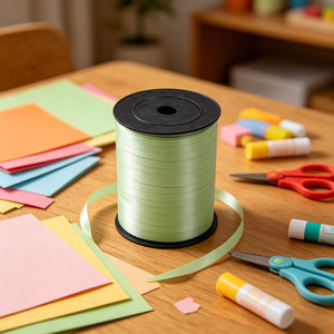 Cinta Verde Mate de 500m para Decoración de Fiestas, Verde Mate, Bolsa de 3 Piezas - Product Image 3