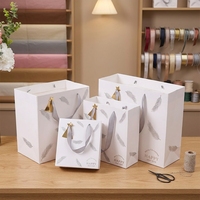 Sac fourre-tout élégant en papier imprimé motif plumes, écologique, pour boutiques, fêtes et emballages quotidiens