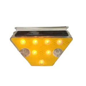 Verkeer Road Vangrail Lichten Reflecterende Trapezium Delineator Post Led Solar Delineator