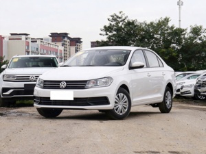 El Volkswagen <span class=keywords><strong>Santana</strong></span> 2021 1.5L Manual Edición Fashion es un Sedán Compacto. - Product Image 1
