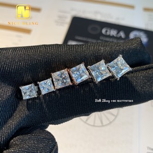 Vente en gros de boucles <span class=keywords><strong>d</strong></span>'oreilles en <span class=keywords><strong>diamant</strong></span> Hip Hop Moissanite clous en <span class=keywords><strong>diamant</strong></span> de laboratoire taille princesse hommes femmes boucles <span class=keywords><strong>d</strong></span>'oreilles solitaires en argent sterling - Product Image 1