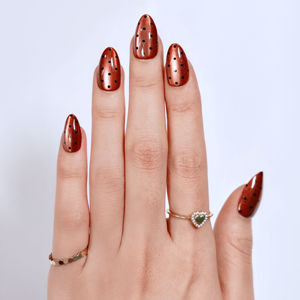 Usine OEM ODM de faux ongles à presser en gros, forme amande, faux ongles artificiels personnalisés, faux ongles à presser en cuivre métallique à pois - Product Image 1