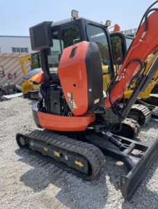บุ้งกี๋รถขุดขนาดเล็ก U35 3.5 ตัน มือสอง ใช้งานน้อย ระบบไฮดรอลิกแบบตีนตะขาบ ได้รับการรับรองมาตรฐาน CE สำหรับปั๊มเครื่องยนต์ ผลิตในญี่ปุ่น - Product Image 2