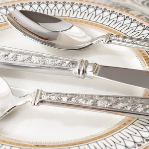 Ensemble <span class=keywords><strong>de</strong></span> <span class=keywords><strong>couverts</strong></span> vintage en argent sculpté floral pour <span class=keywords><strong>8</strong></span> personnes, ensemble <span class=keywords><strong>de</strong></span> <span class=keywords><strong>couverts</strong></span> en acier inoxydable avec couteau/fourchette/cuillère, ensemble <span class=keywords><strong>de</strong></span> <span class=keywords><strong>couverts</strong></span> pour la maison et la cuisine - Product Image 5
