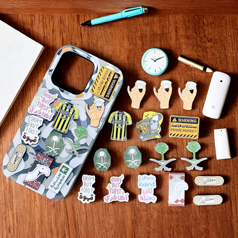 Custom 3D Design Personalized Metal Logo Emblem Brooch Metal Lapel Enamel Pin 3M Adhesive Metal Stickers For Phone Case