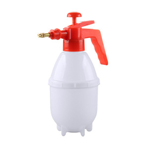 Pulvérisateur à pression d'air 2L, pistolet à gâchette en plastique, arrosage de jardin, lavage de voiture, bouteille de désinfection, résistant à la corrosion - Product Image 3