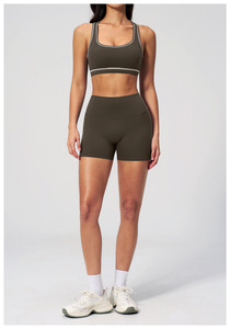 Ensemble de yoga 2 pièces pour <span class=keywords><strong>femme</strong></span> : Soutien-gorge de sport dos nageur et short cycliste taille haute – Vente en gros, logo personnalisé, OEM, ODM - Product Image 4
