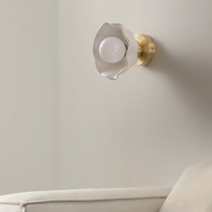 Japanese Minimalist Vintage Ceramic Wall Lamp High-End <b>Pull</b> Cord Bedside Lamp for Palace Hotel Homestay Study for Living Room - Product Image 5